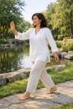 Tai Chi Walking: Benefits, Technique, and a Beginner Routine